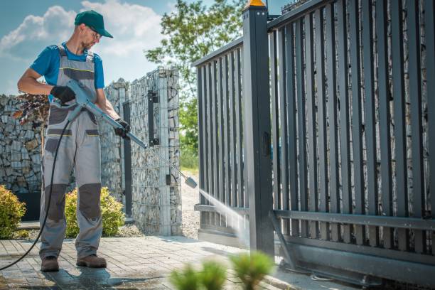 Best Pool Deck Cleaning in Lucerne, CA